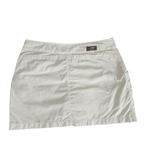 The North Face White Skort - Picture 2 of 11